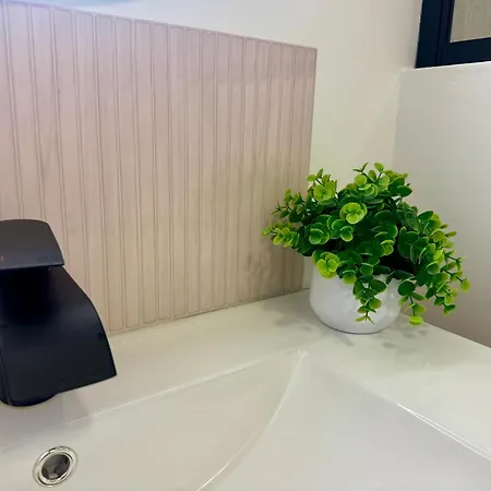 Deux Pieces Confort Sur Les Hauteurs De Apartment *