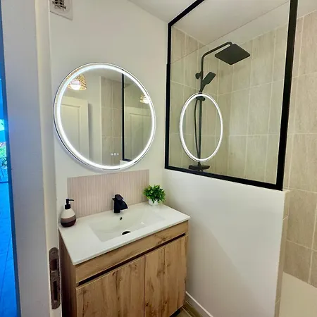 Apartment Deux Pieces Confort Sur Les Hauteurs De
