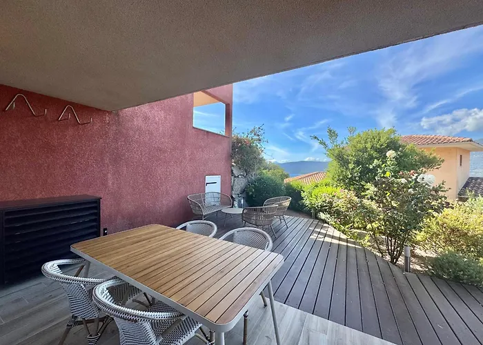 Deux Pieces Confort Sur Les Hauteurs De Propriano (Corsica)
