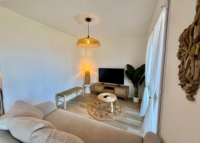 Apartment Deux Pieces Confort Sur Les Hauteurs De *